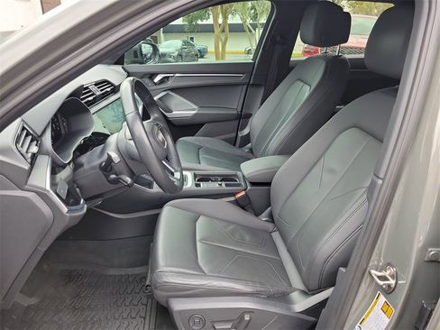 Used 2020 Audi Q3 2.0T Premium w/ Convenience Package image 25
