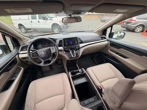 Used 2018 Honda Odyssey LX image 23