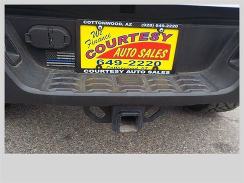 Used 2019 Toyota Tacoma TRD Off-Road image 44