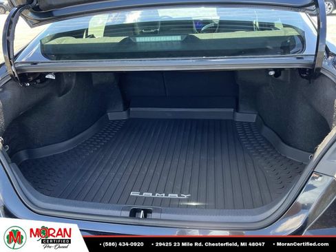 Used 2025 Toyota Camry SE FWD image 11