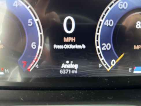 Used 2025 Jeep Grand Cherokee Laredo X w/ Luxury Tech Group I AWD/4WD image 17