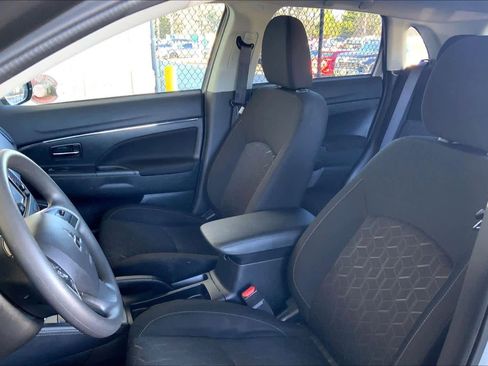 Used 2024 Mitsubishi Outlander Sport ES image 8