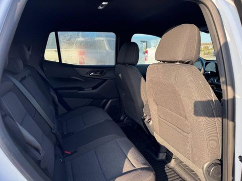 Used 2026 Chevrolet Equinox LT image 10