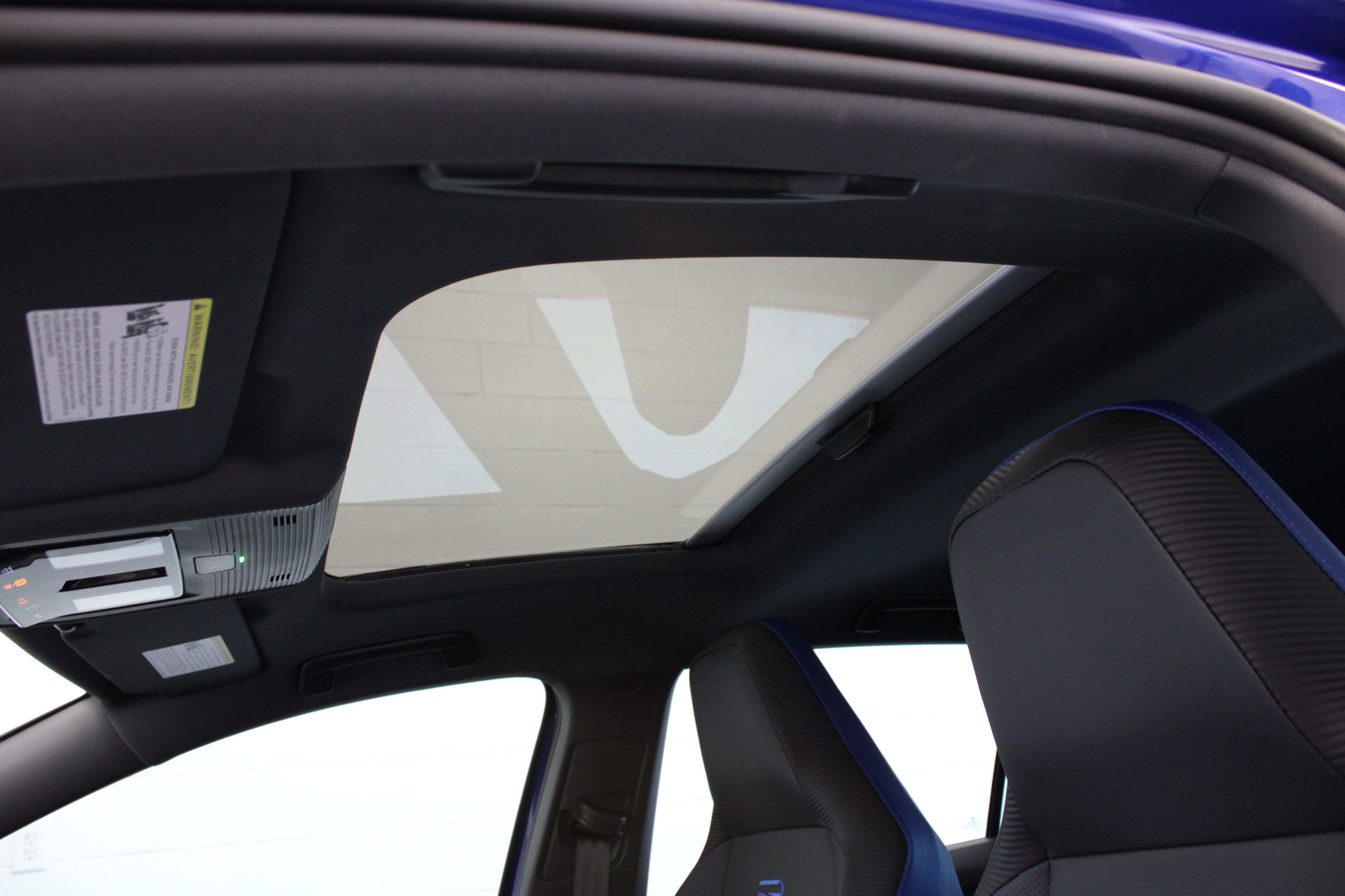 Used 2024 Volkswagen Golf R AWD/4WD image 25