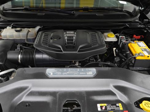 Used 2023 Jeep Wagoneer Series II AWD/4WD image 34
