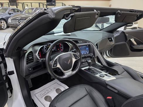 Used 2019 Chevrolet Corvette Stingray Coupe w/ Battery Protection Package RWD image 19
