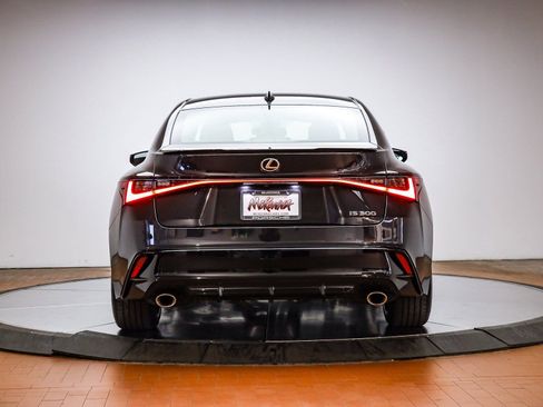 Used 2025 Lexus IS 300 F Sport image 8