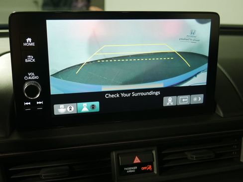 Used 2024 Honda Pilot TrailSport image 26