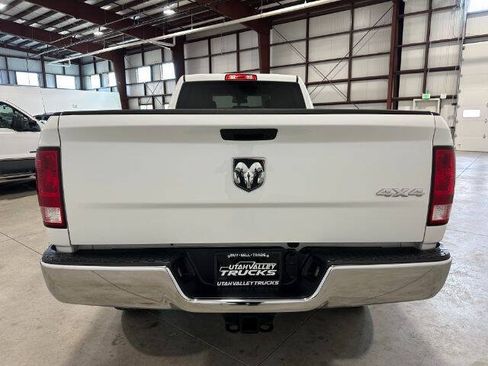 Used 2016 RAM 2500 Tradesman w/ Chrome Appearance Group AWD/4WD image 9
