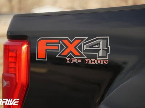 Used 2017 Ford F350 Platinum w/ Platinum Ultimate Package image 16