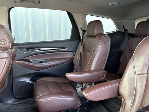 Used 2021 Buick Enclave Avenir w/ Avenir Technology Package image 25