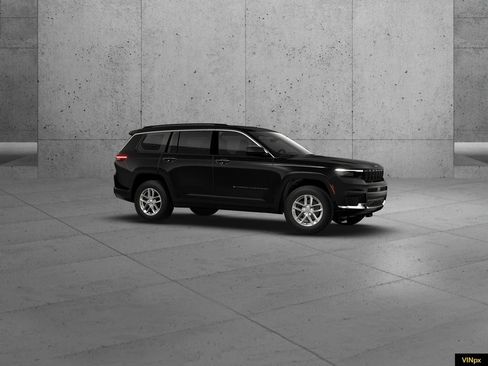 New 2026 Jeep Grand Cherokee L Laredo image 10