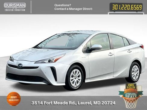Used 2022 Toyota Prius LE image 2