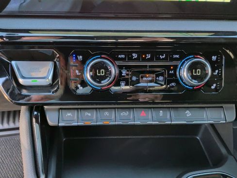 New 2026 GMC Sierra 1500 AT4 w/ AT4 Premium Package image 28