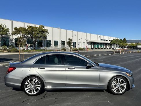 Used 2016 Mercedes-Benz C 300 Sedan image 5