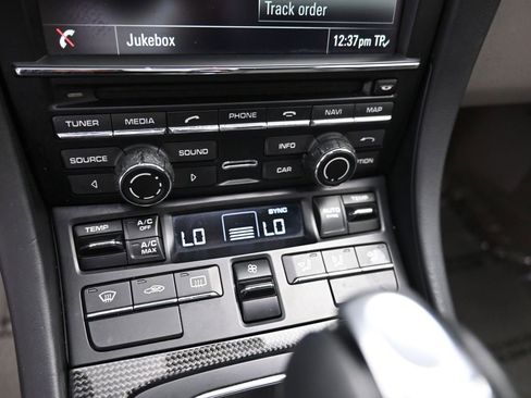 Used 2014 Porsche 911 Turbo S image 25