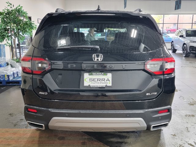 Certified 2024 Honda Pilot Elite image 6