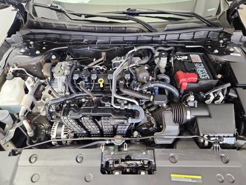 Used 2024 Nissan Altima 2.5 SV w/ SV Premium Package FWD image 35