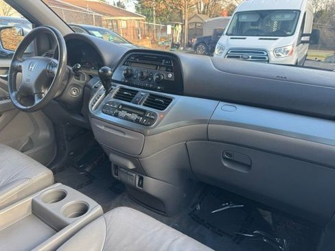 Used 2010 Honda Odyssey EX-L image 11