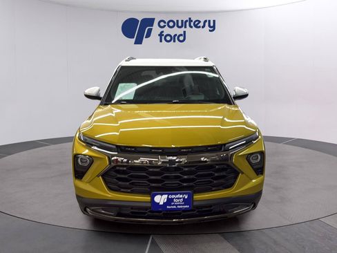 Used 2025 Chevrolet TrailBlazer ACTIV w/ Driver Confidence Package AWD/4WD image 3