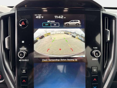 Used 2025 Subaru Forester Premium image 24