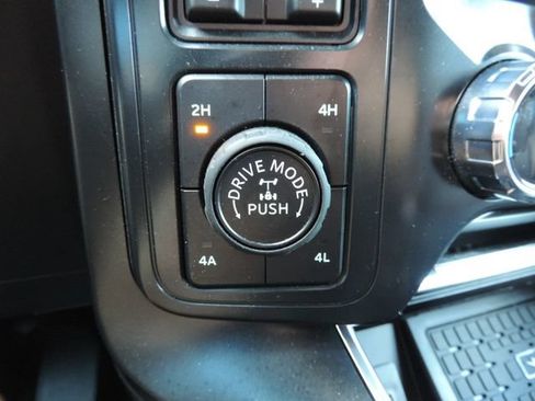 Used 2025 Ford F150 Raptor AWD/4WD image 30