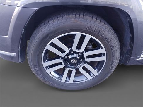 Used 2022 Toyota 4Runner Limited image 15