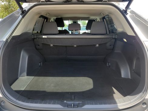 Used 2022 Toyota RAV4 XLE w/ Convenience Package AWD/4WD image 12