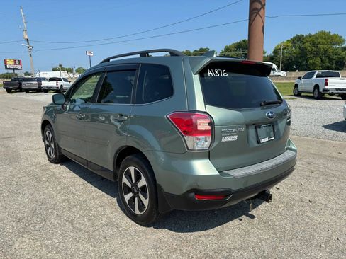 Used 2018 Subaru Forester 2.5i Limited AWD/4WD image 3