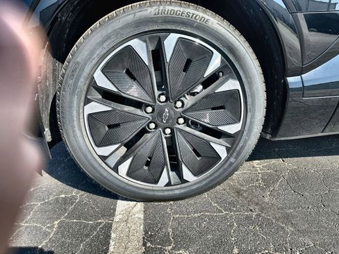 New 2025 Chevrolet Blazer EV RS image 26