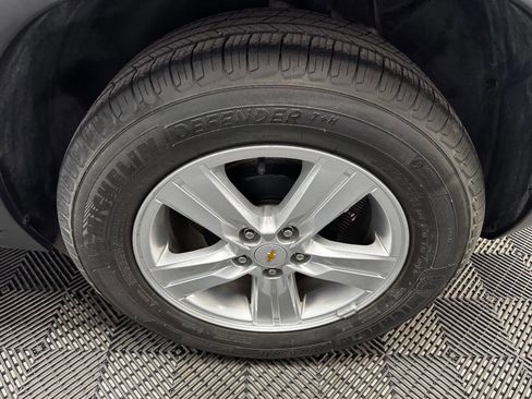 Used 2019 Chevrolet Trax LT w/ LT Convenience Package image 18