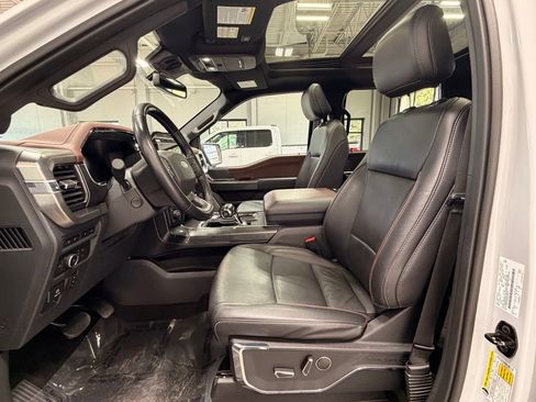 Used 2022 Ford F150 Lariat w/ Equipment Group 502A High AWD/4WD image 31