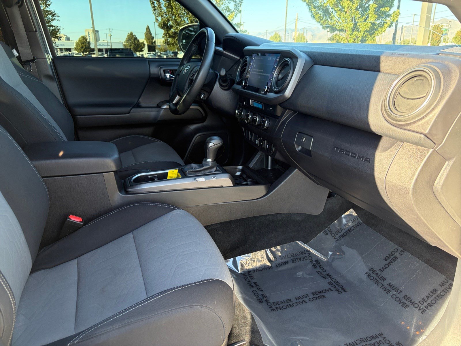 Certified 2023 Toyota Tacoma TRD Off-Road AWD/4WD image 28