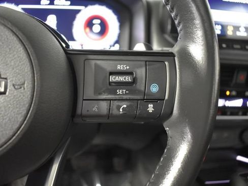 Used 2023 Nissan Rogue Platinum w/ Platinum Premium Package AWD/4WD image 17