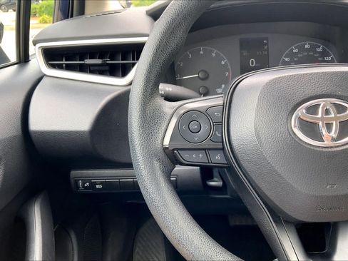 Used 2024 Toyota Corolla LE FWD image 23