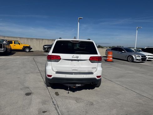 Used 2019 Jeep Grand Cherokee Limited image 6