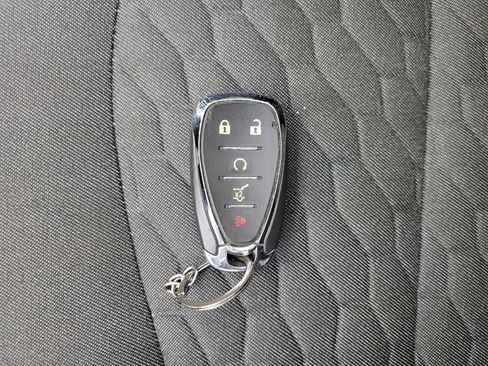 Used 2021 Chevrolet Equinox LT AWD/4WD image 32