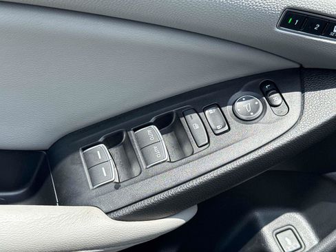 Certified 2018 Honda Accord Touring image 18