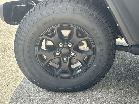 Used 2021 Jeep Wrangler Unlimited Sport image 11