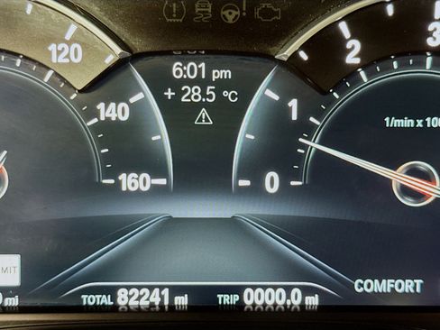 Used 2019 BMW 540i w/ Convenience Package RWD image 15
