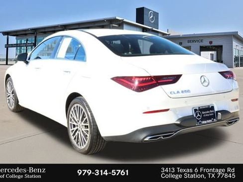 Used 2025 Mercedes-Benz CLA 250 image 8