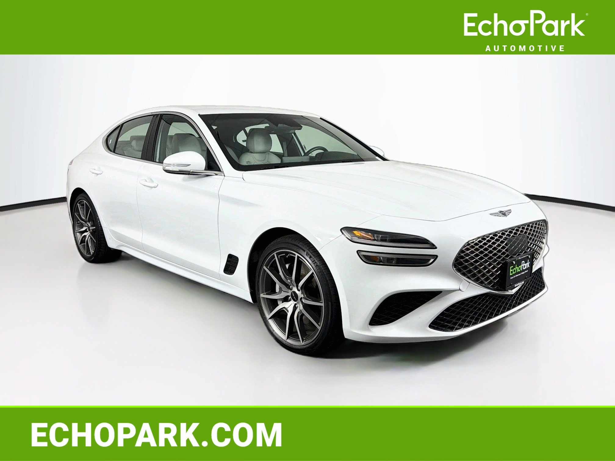 Used 2025 Genesis G70 2.5T RWD image 1