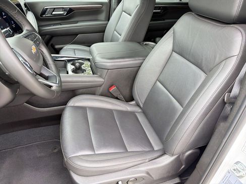 Certified 2025 Chevrolet Tahoe LT AWD/4WD image 21