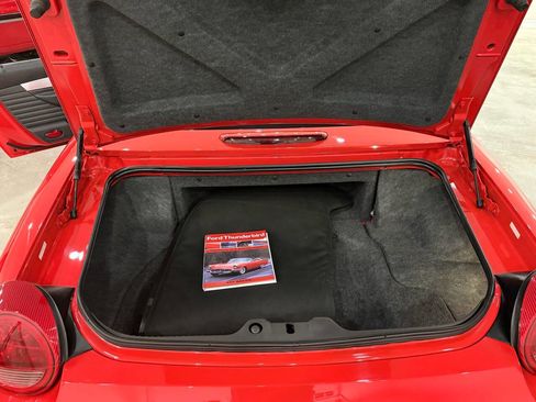 Used 2002 Ford Thunderbird Deluxe image 26