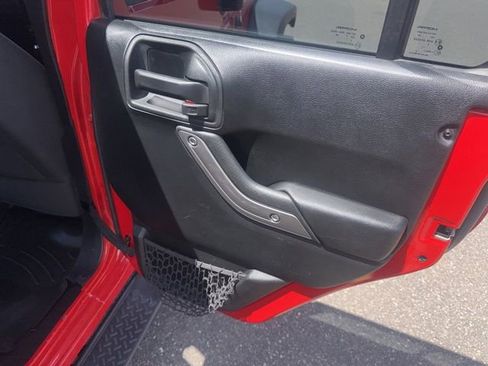 Used 2017 Jeep Wrangler Unlimited Sport AWD/4WD image 16