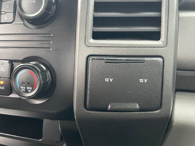 Used 2018 Ford F250 XL w/ Power Equipment Group AWD/4WD image 18