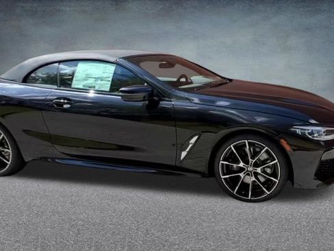 Used 2022 BMW 840i xDrive Convertible AWD/4WD image 32