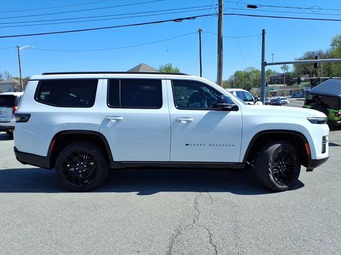 New 2026 Jeep Grand Wagoneer Limited image 3