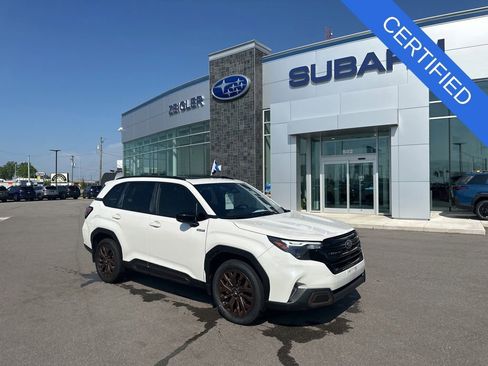 Used 2025 Subaru Forester Sport AWD/4WD image 1