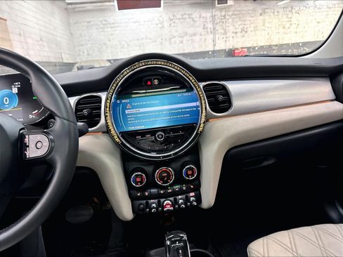 Used 2023 MINI Cooper S w/ Signature Upholstery Package FWD image 9